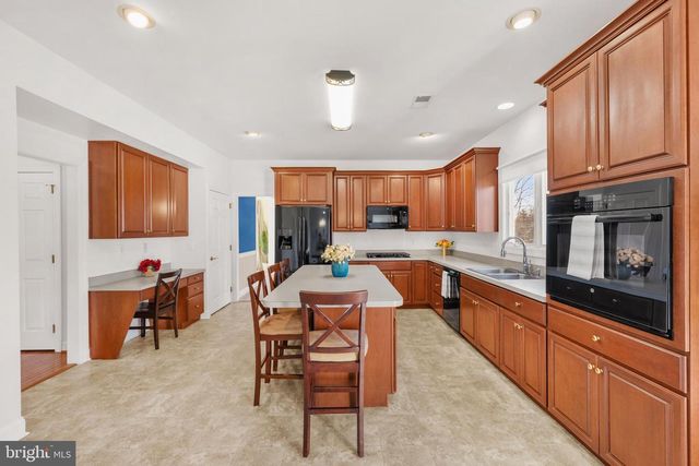 11 HARVEST DRIVE, Plainsboro, NJ 08536