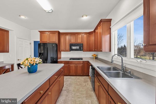 11 HARVEST DRIVE, Plainsboro, NJ 08536