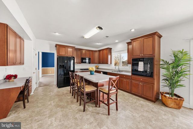 11 HARVEST DRIVE, Plainsboro, NJ 08536