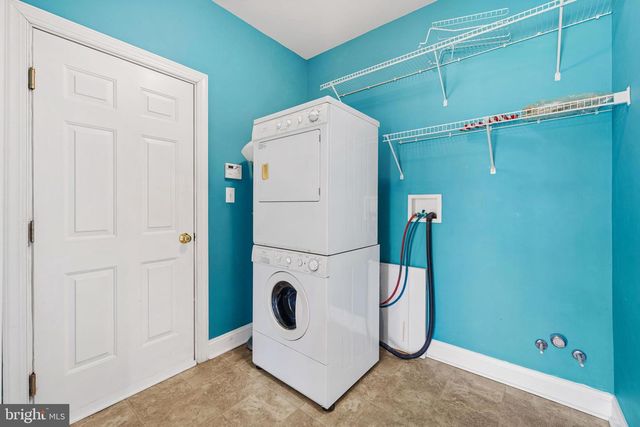 11 HARVEST DRIVE, Plainsboro, NJ 08536