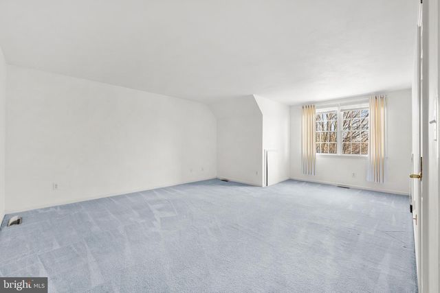 11 HARVEST DRIVE, Plainsboro, NJ 08536