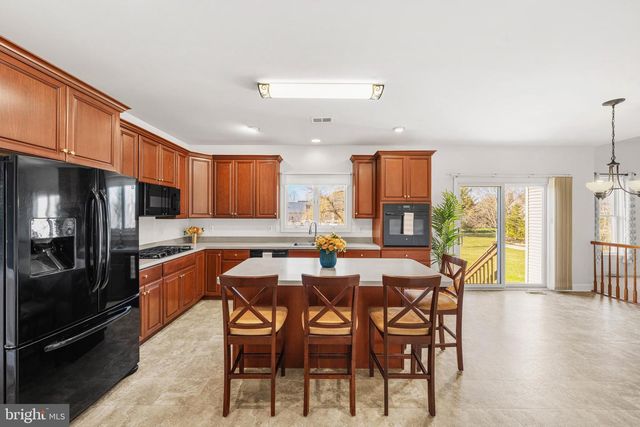 11 HARVEST DRIVE, Plainsboro, NJ 08536