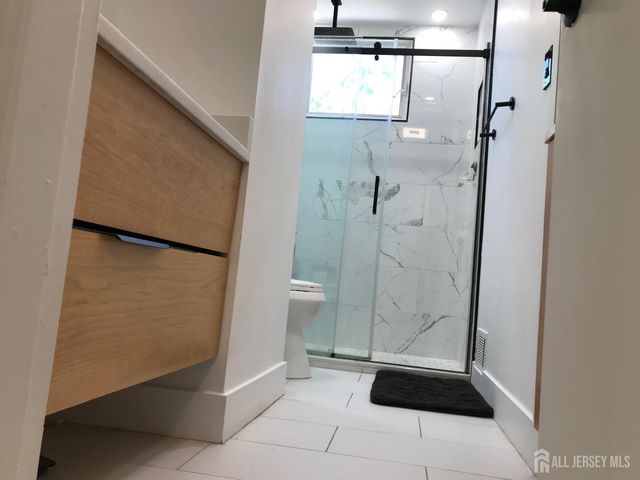 457 Ford Avenue, Fords, NJ 08863