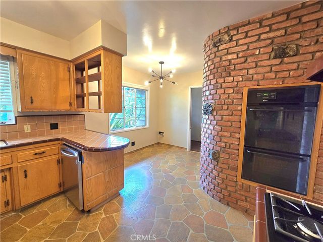932 W Granada Court, Ontario, CA 91762