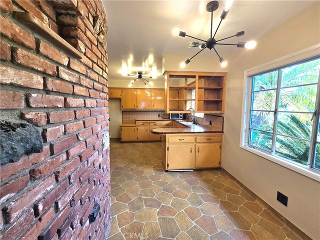 932 W Granada Court, Ontario, CA 91762