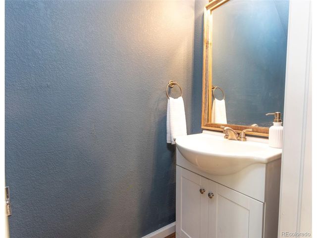 6128 Shamrock Cir, Frederick, CO 80530