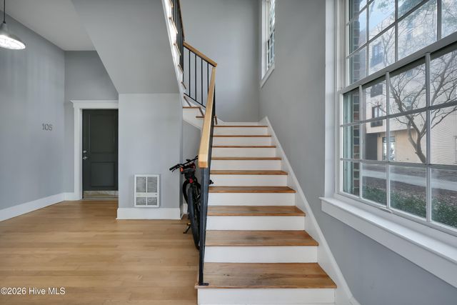 715 N 4th Street Apt 205, Wilmington, NC 28401