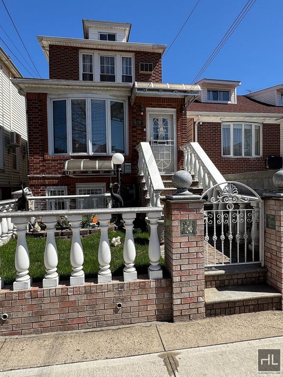 675 E 53rd Street, New York City, NY 11203