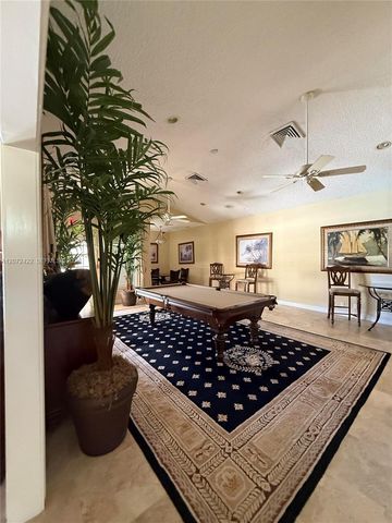 3450 N Pinewalk Drive N 421, Margate, FL 33063