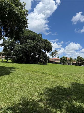3450 N Pinewalk Drive N 421, Margate, FL 33063