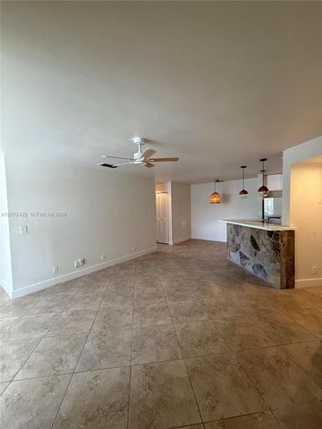 3450 N Pinewalk Drive N 421, Margate, FL 33063