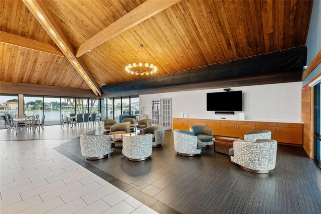 9525 BLIND PASS ROAD 206, St Petersburg, FL 33706