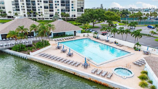 9525 BLIND PASS ROAD 206, St Petersburg, FL 33706
