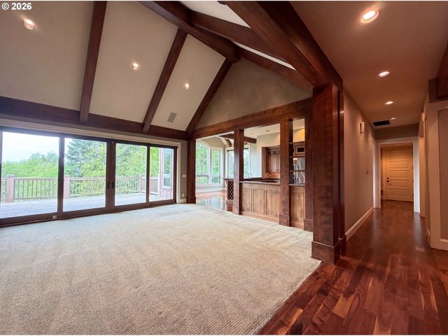 2835 Nw PINNACLE Dr, Portland, OR 97229