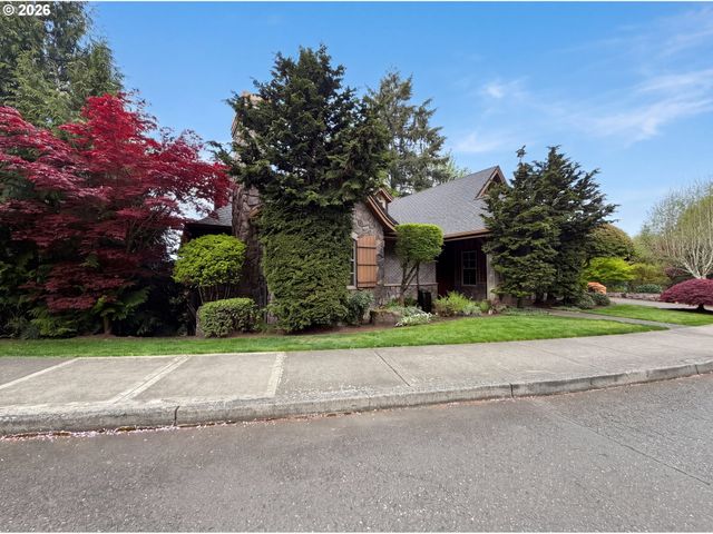 2835 Nw PINNACLE Dr, Portland, OR 97229