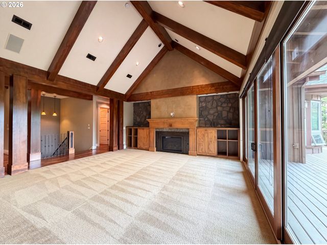 2835 Nw PINNACLE Dr, Portland, OR 97229