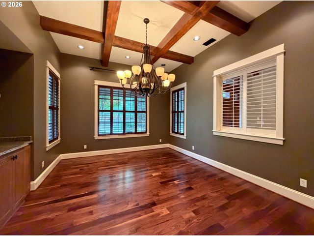 2835 Nw PINNACLE Dr, Portland, OR 97229