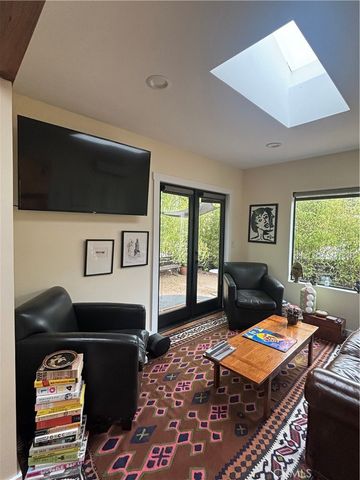 1900 Berkeley, Echo Park, CA 90026