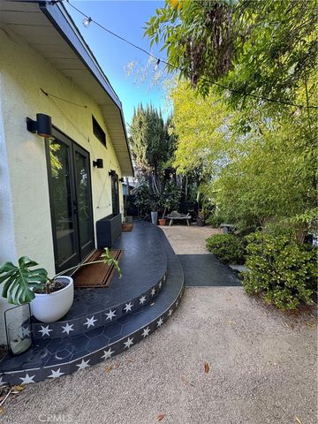 1900 Berkeley, Echo Park, CA 90026