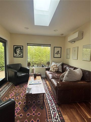 1900 Berkeley, Echo Park, CA 90026