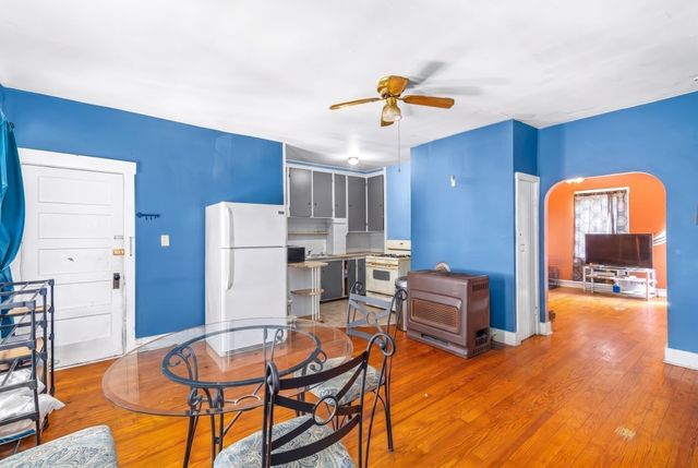 84 Cory St, Fall River, MA 02720