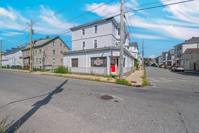84 Cory St, Fall River, MA 02720