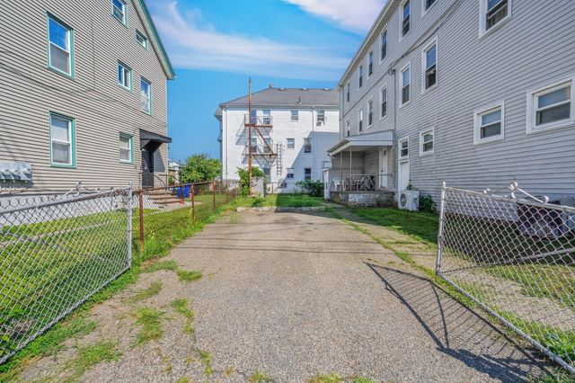 84 Cory St, Fall River, MA 02720