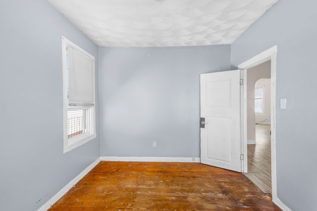 84 Cory St, Fall River, MA 02720
