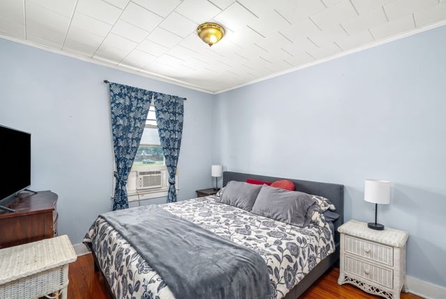 84 Cory St, Fall River, MA 02720