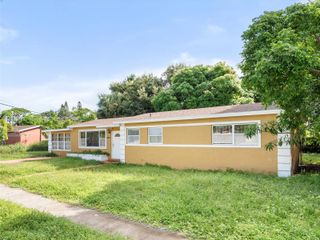 16815 NW 38th Ct, Miami Gardens, FL 33055