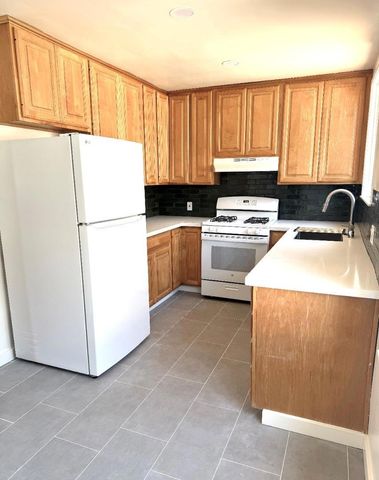 823 Cedar Street, Redwood City, CA 94063