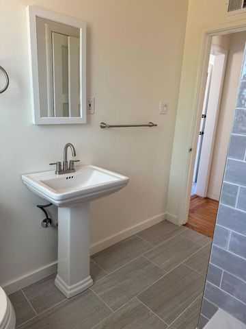 823 Cedar Street, Redwood City, CA 94063