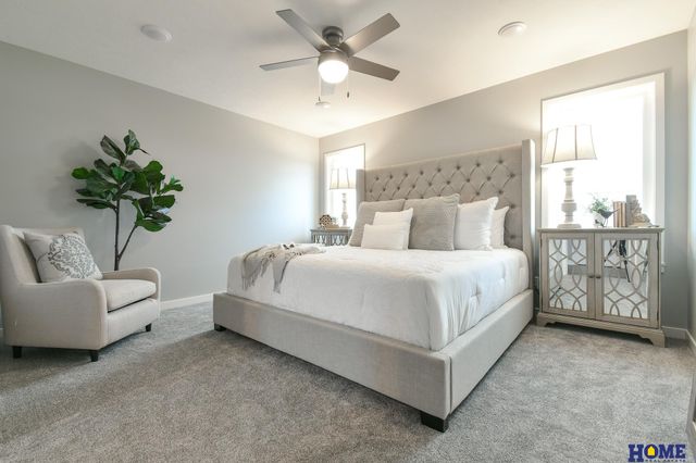 5866 S 94th Street, Lincoln, NE 68526