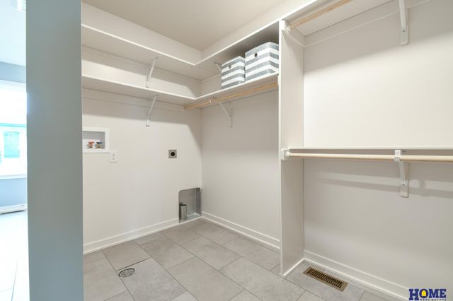 5866 S 94th Street, Lincoln, NE 68526