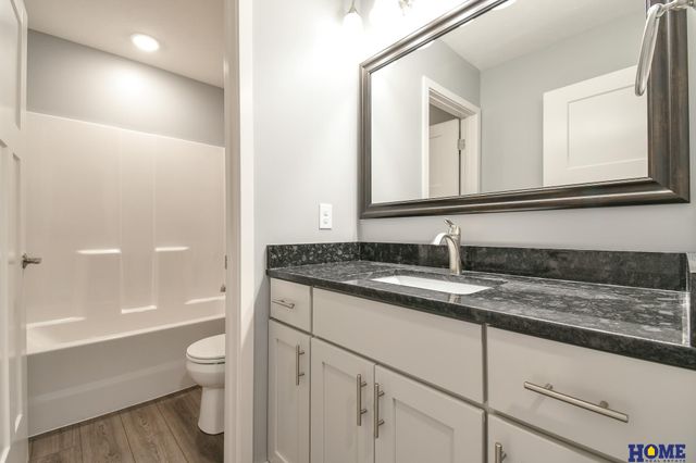 5866 S 94th Street, Lincoln, NE 68526