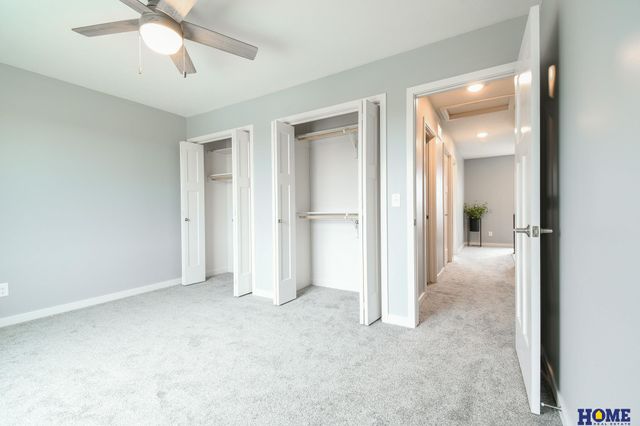 5866 S 94th Street, Lincoln, NE 68526