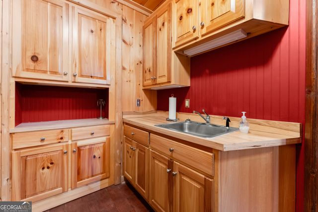 22 Highland Road, Sautee Nacoochee, GA 30571