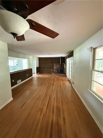 821 Shipp Circle NW, Conyers, GA 30012