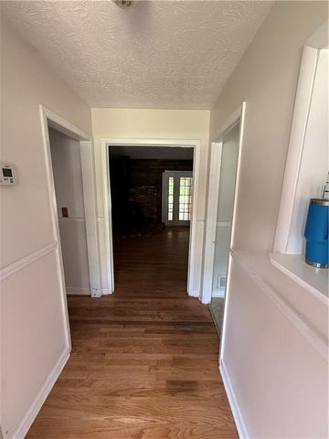 821 Shipp Circle NW, Conyers, GA 30012