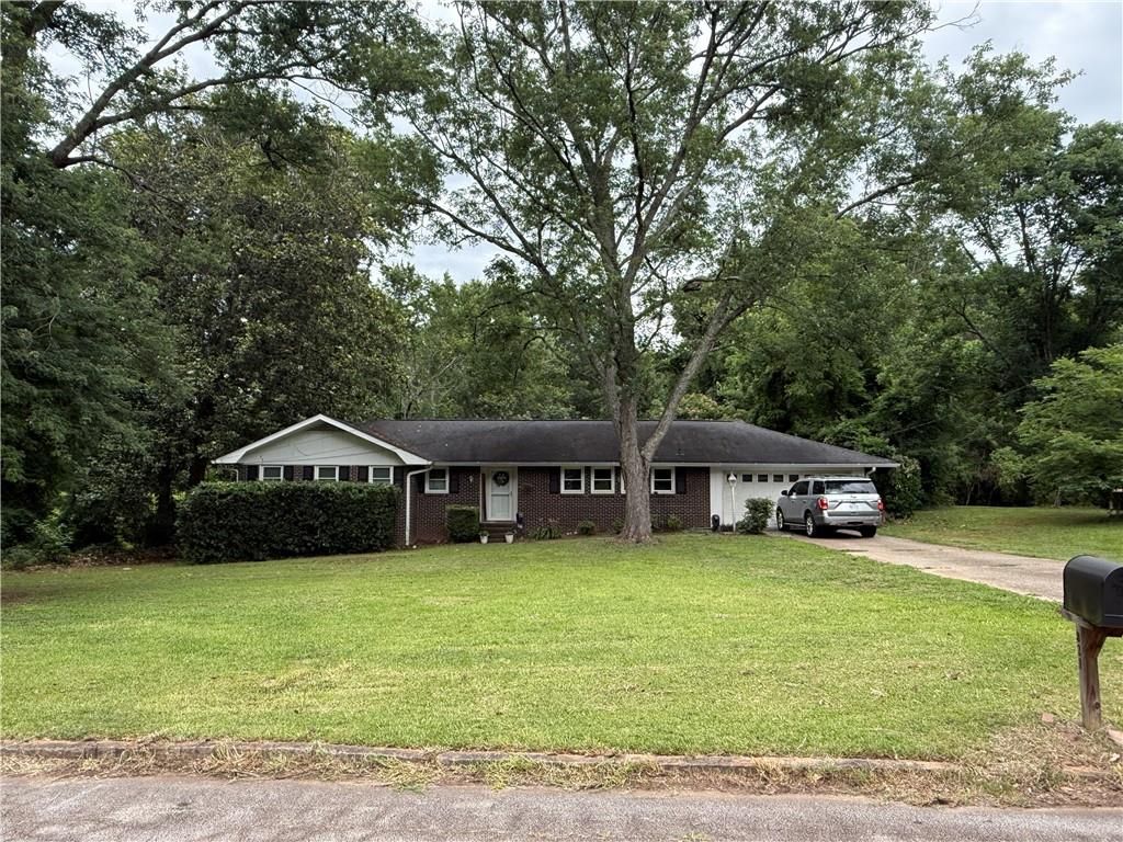 821 Shipp Circle NW, Conyers, GA 30012