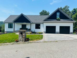 137 Adair Drive, New Tazewell, TN 37825