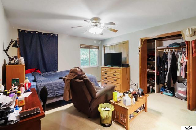 240 W Irving Street, Lincoln, NE 68521