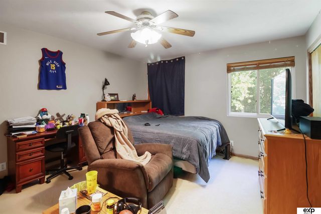 240 W Irving Street, Lincoln, NE 68521