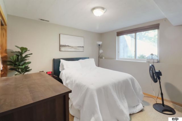 240 W Irving Street, Lincoln, NE 68521