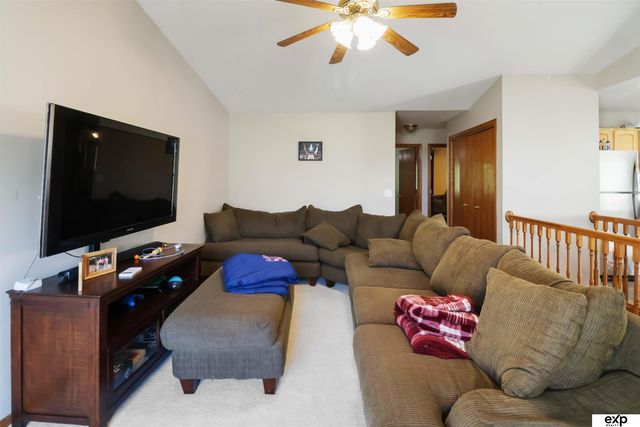 240 W Irving Street, Lincoln, NE 68521