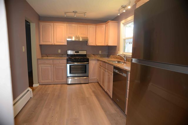 311 McKinley Road, Portsmouth, NH 03801