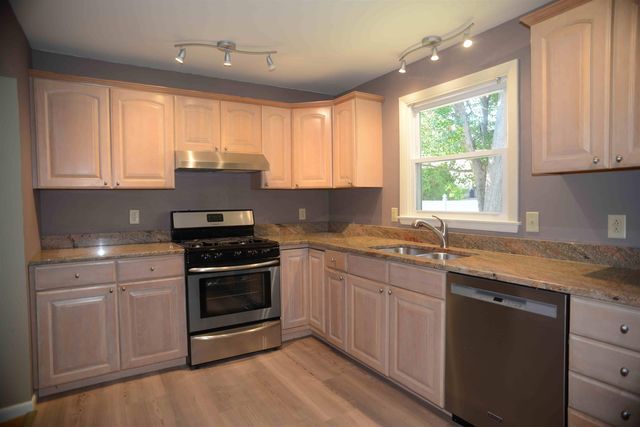 311 McKinley Road, Portsmouth, NH 03801