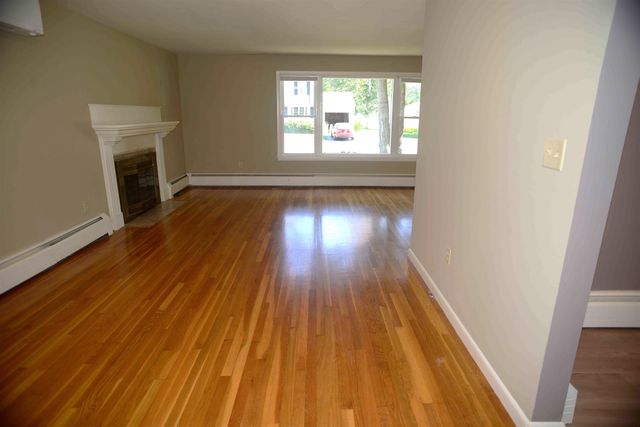 311 McKinley Road, Portsmouth, NH 03801