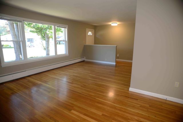 311 McKinley Road, Portsmouth, NH 03801