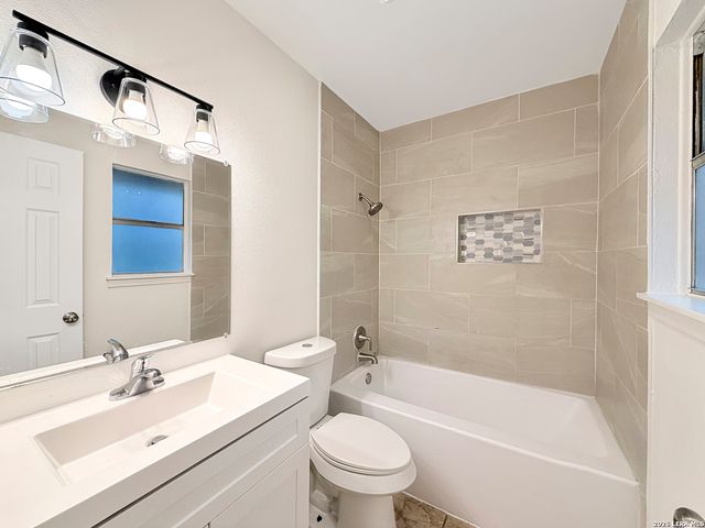 5403 ENCANTA ST, San Antonio, TX 78233